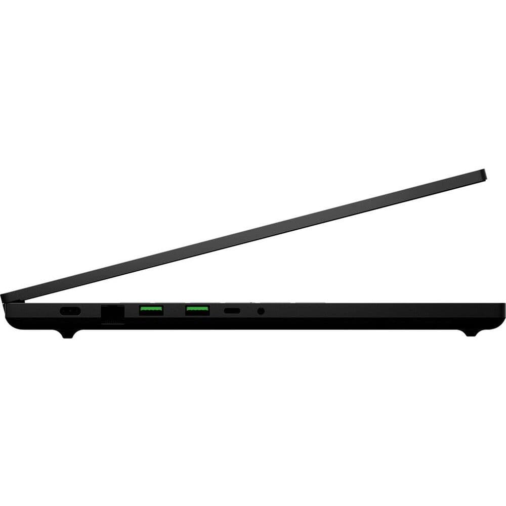 Razer Blade 17 (RZ09-0423PEF3-R3E1) - 1